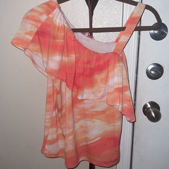 Willow Drive ONE Shoulder RUFFLE TOP Watercolor Ombre - Picture 2 of 3